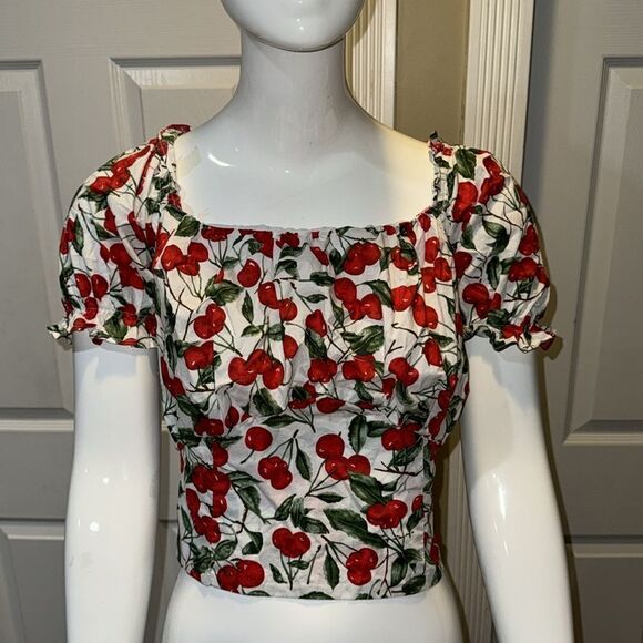 CIDER CHERRY BOW SHORT SLEEVE BLOUSE - Picture 3 of 9